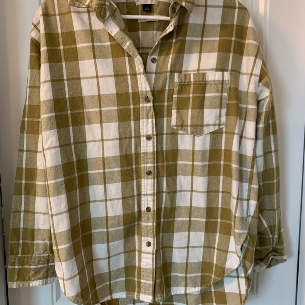 Universal Thread Button Up Flannel Shirt